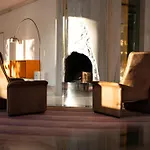 Von Blofeld Villa