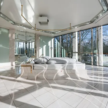 Villa Von Blofeld